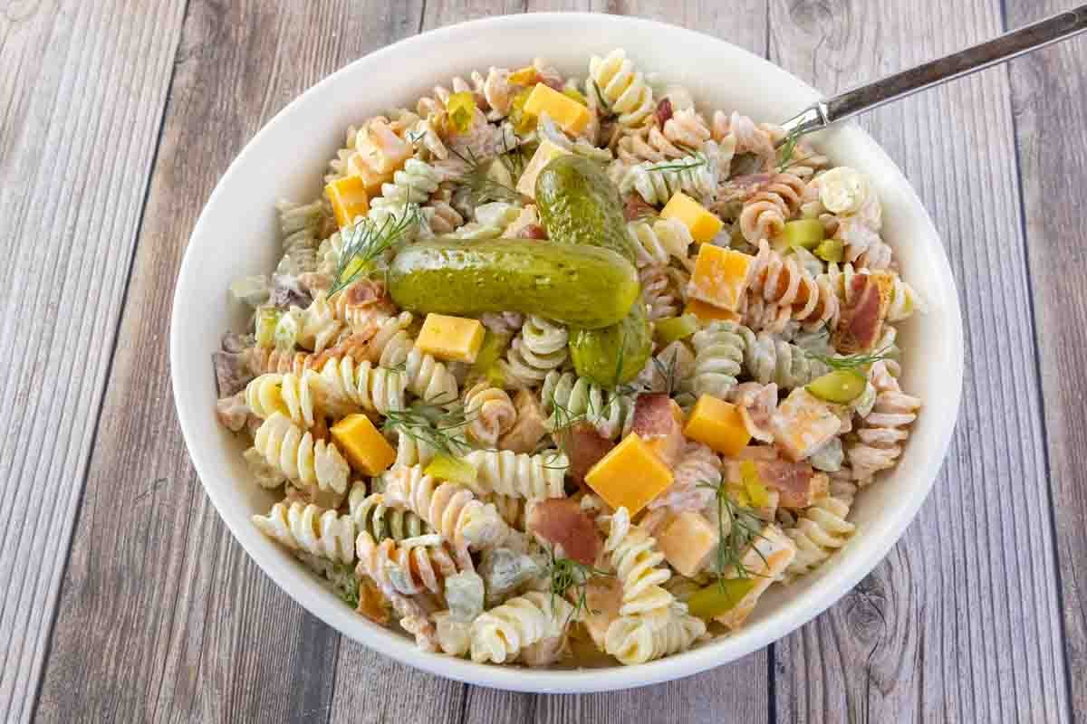 Dill pickle pasta salad ls 10.jpg