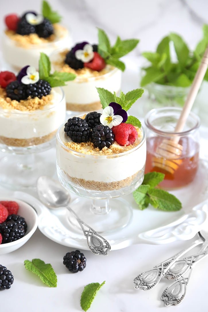 Easy greek yogurt cheesecakes beauty 2.jpg