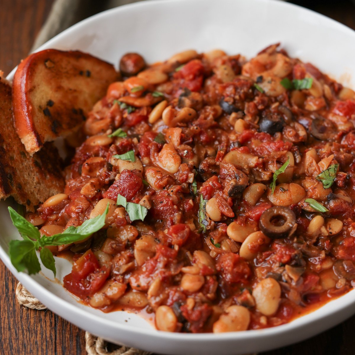 Puttanesca beans 3537.jpg
