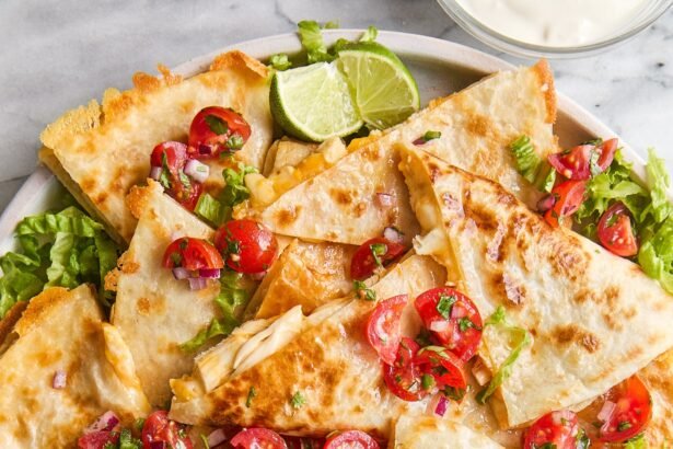 241002 dd chicken quesadillas 361.jpg