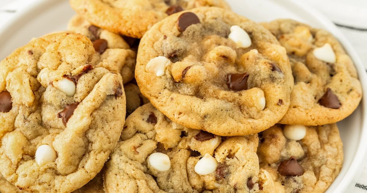 Chewy chocolate chip walnut cookies recipe.jpg