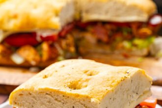 Chicken bacon ranch sandwich 1200 8141.jpg