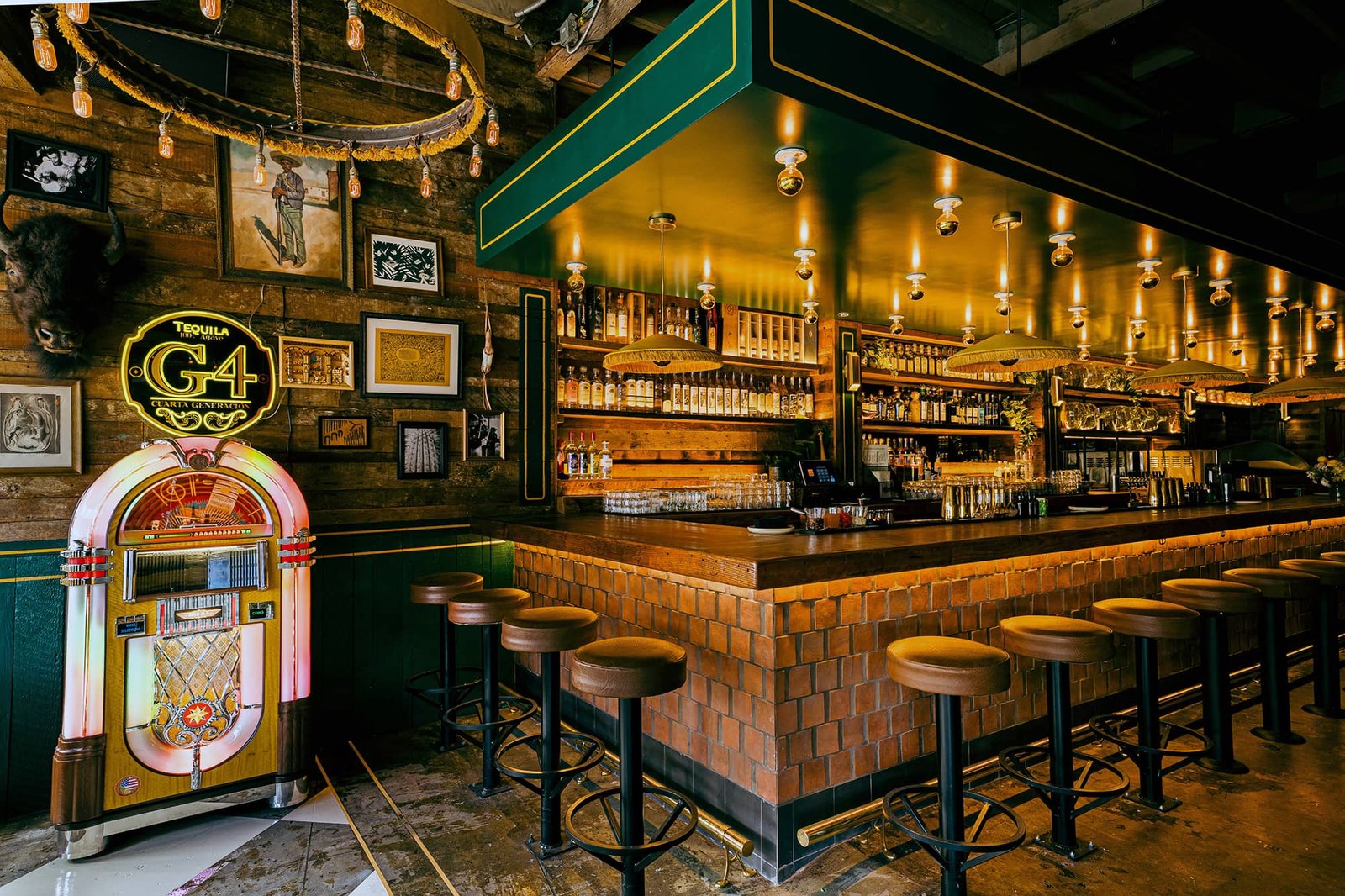 Daisy margarita bar with jukebox.jpg