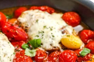 Easy chicken caprese 2 spendwithpennies 3.jpg