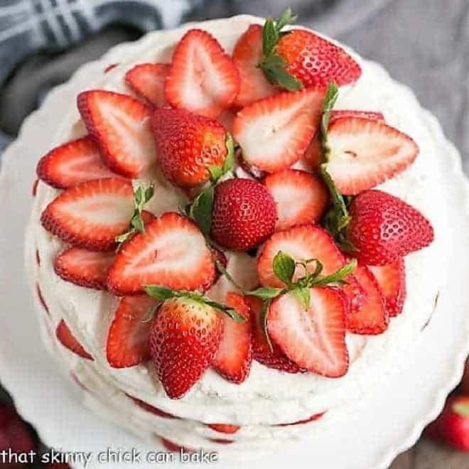 Fresh strawberry meringue cake 5 1.jpg