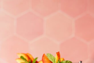 Frozen peach daiquiri 5.jpg