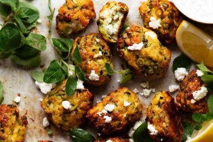 Greek zucchini tots 0 1.jpg