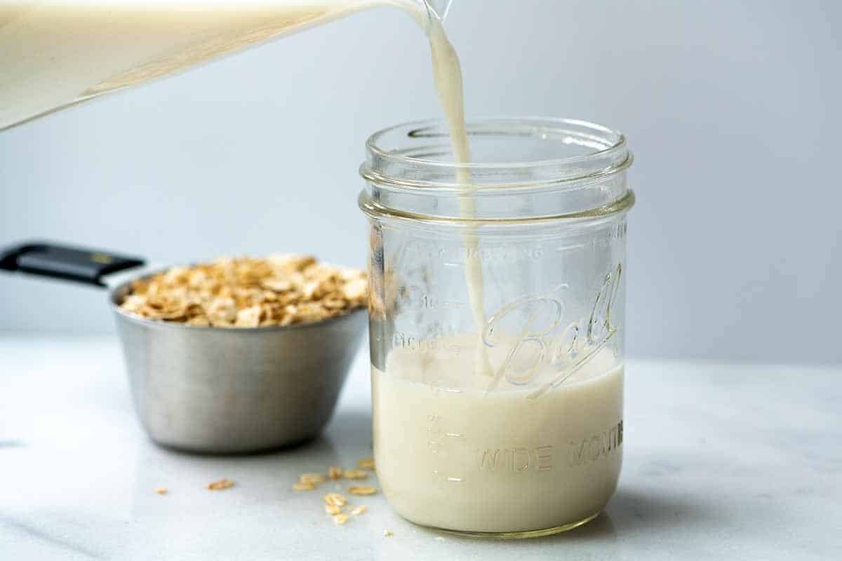 How to make homemade oat milk 1 1200 1200x800.jpg