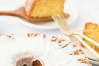 Louisiana crunch cake 1.jpg