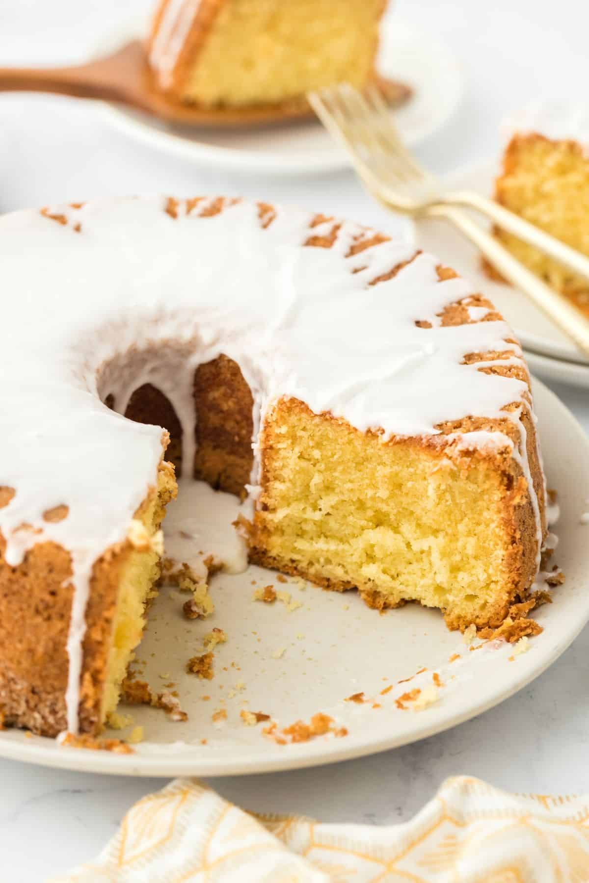 Louisiana crunch cake 1.jpg