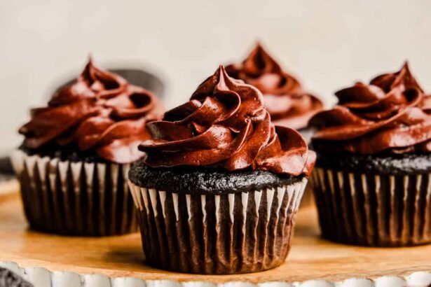 Most amazing chocolate cupcake recipe h1 1.jpg