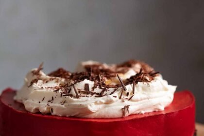 Red velvet cheesecake 5.jpg