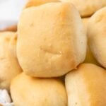 Texas roadhouse rolls hero 10.jpg