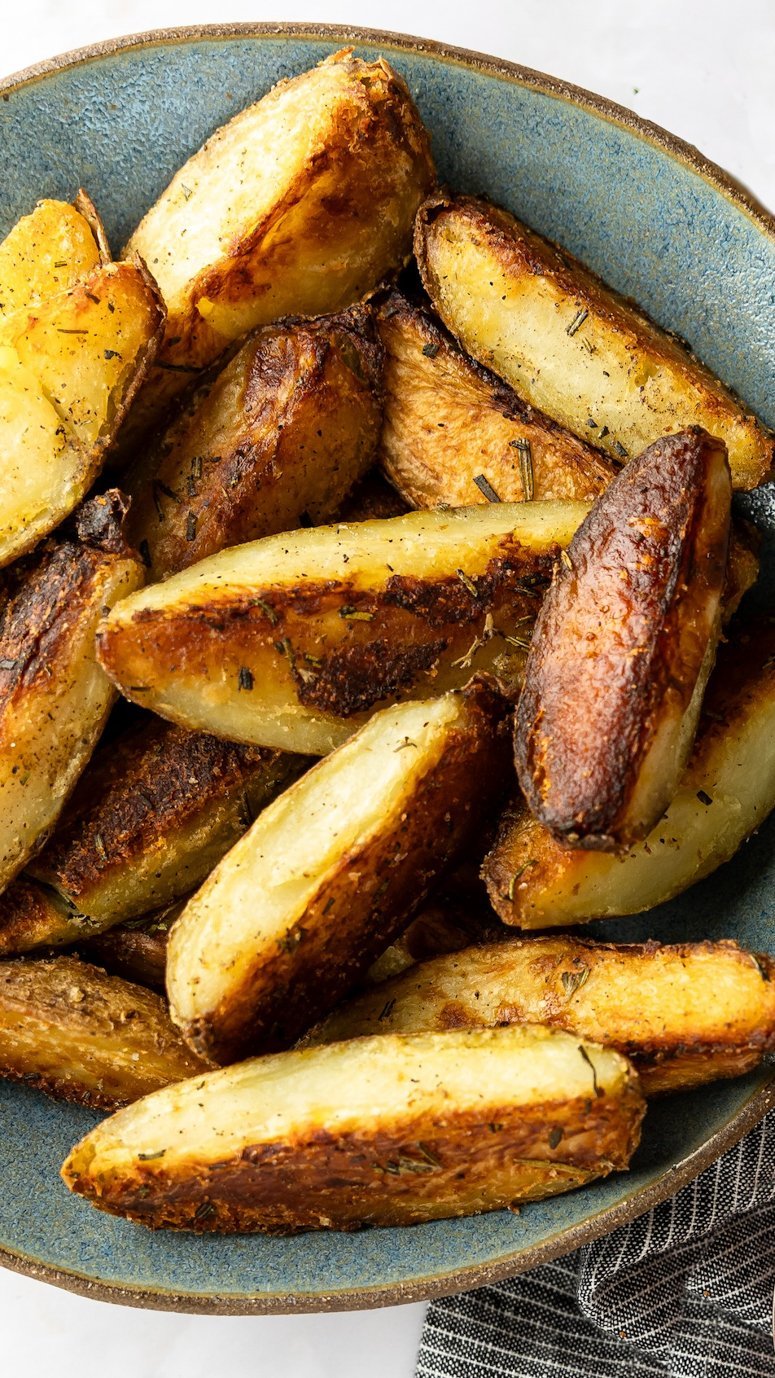 Baked potato wedges 3.jpg
