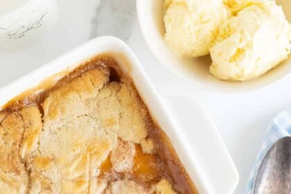 Easy peach cobbler 2.jpg