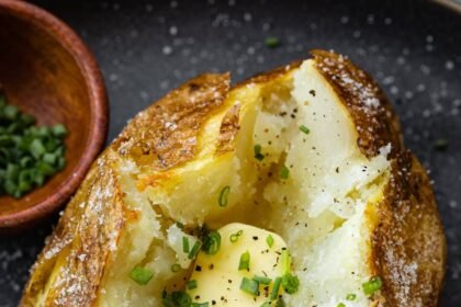 How to make air fryer baked potatoes with crispy skin recipe 6.jpg