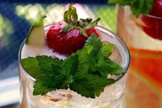 Pimms cup cocktail2.jpg