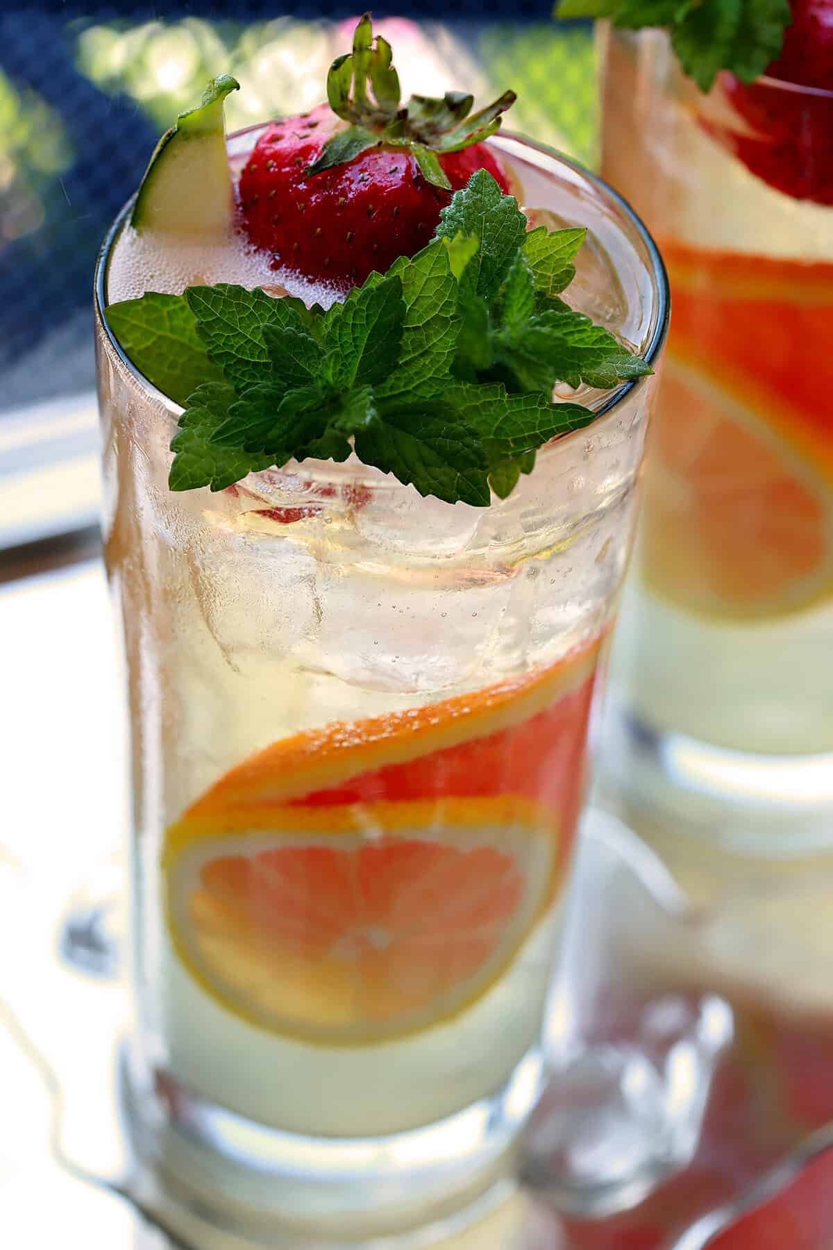 Pimms cup cocktail2.jpg