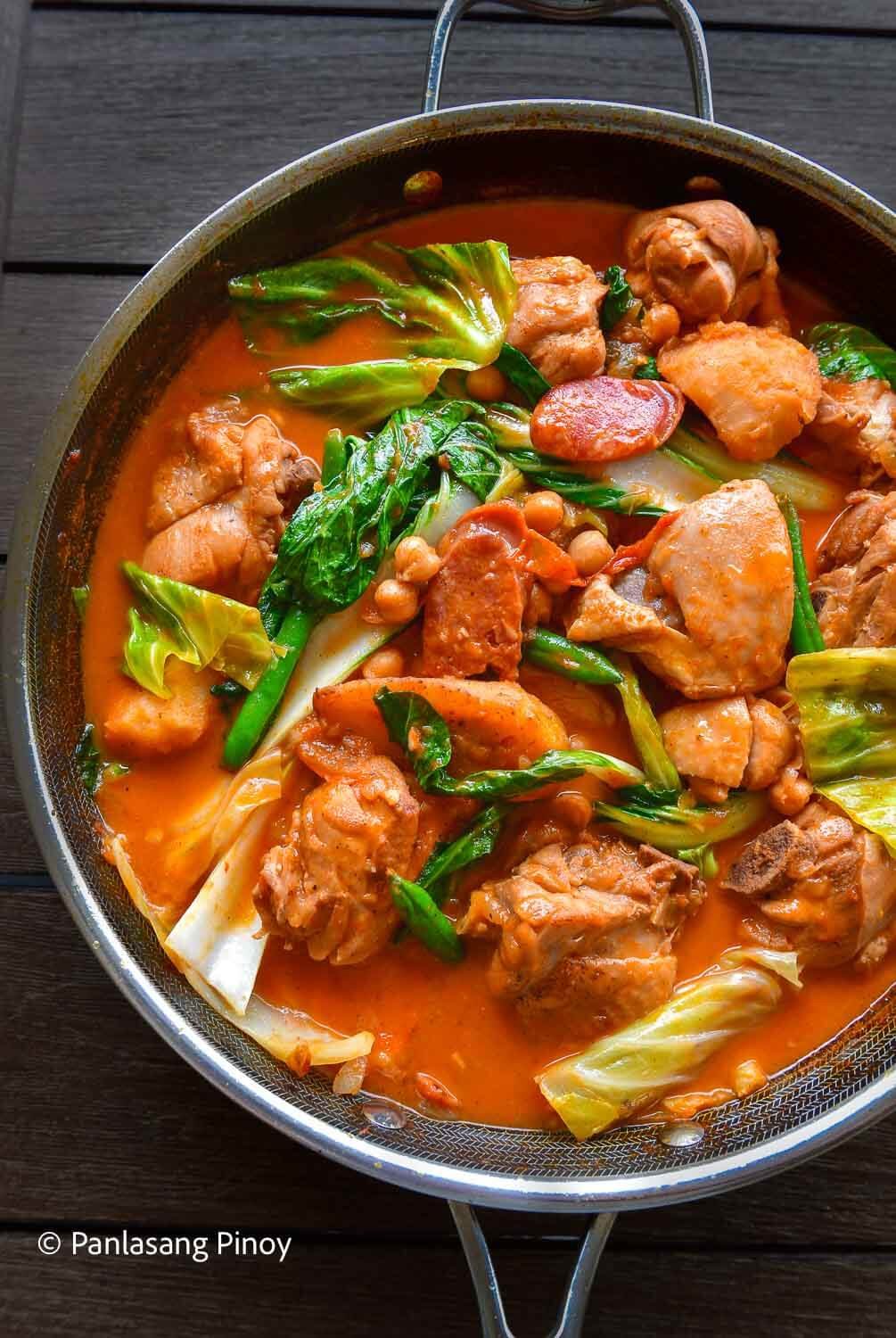 Pocherong manok in a wok.jpg