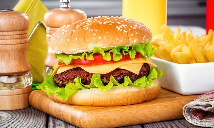 Fresh feed this weeks best bites from the restaurantnews com feed 081625.jpg
