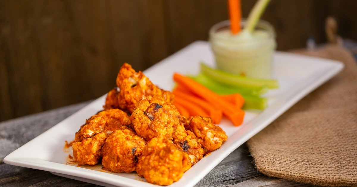 Vegnews.spicycauliflower.jpg