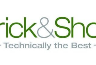 Ulrick and short logo 5 678x254 1 316x216.jpg