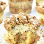 Apple cricp cheesecake muffins featured.jpg