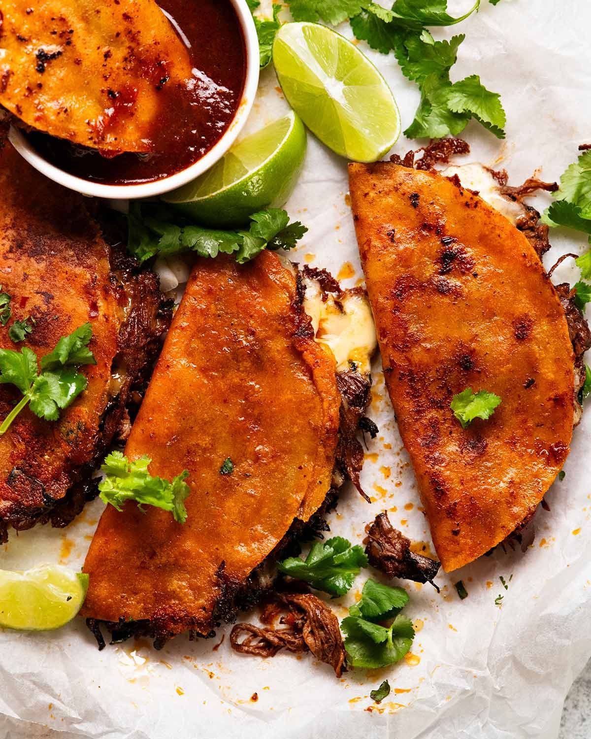 Birria tacos 4.jpg