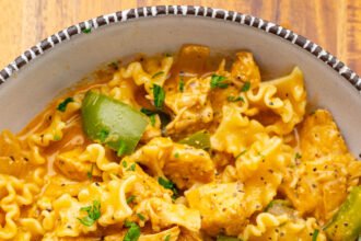 Chicken cheesesteak pasta 1200 8317.jpg