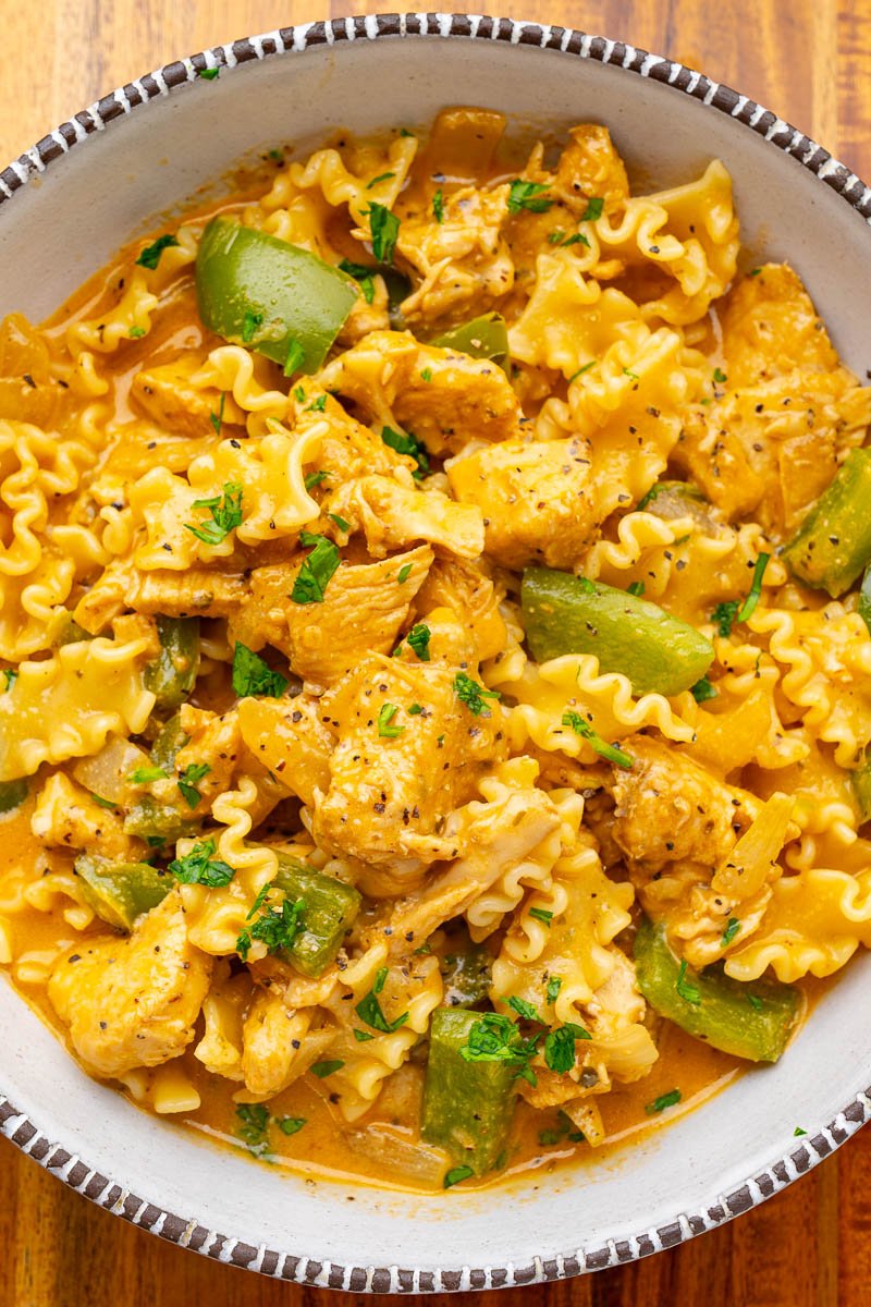 Chicken cheesesteak pasta 1200 8317.jpg