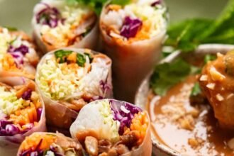 Lemongrass chicken rice paper rolls 3.jpg