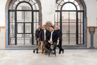 Upstairs dining 2 tllc headshots0441 scaled.jpg