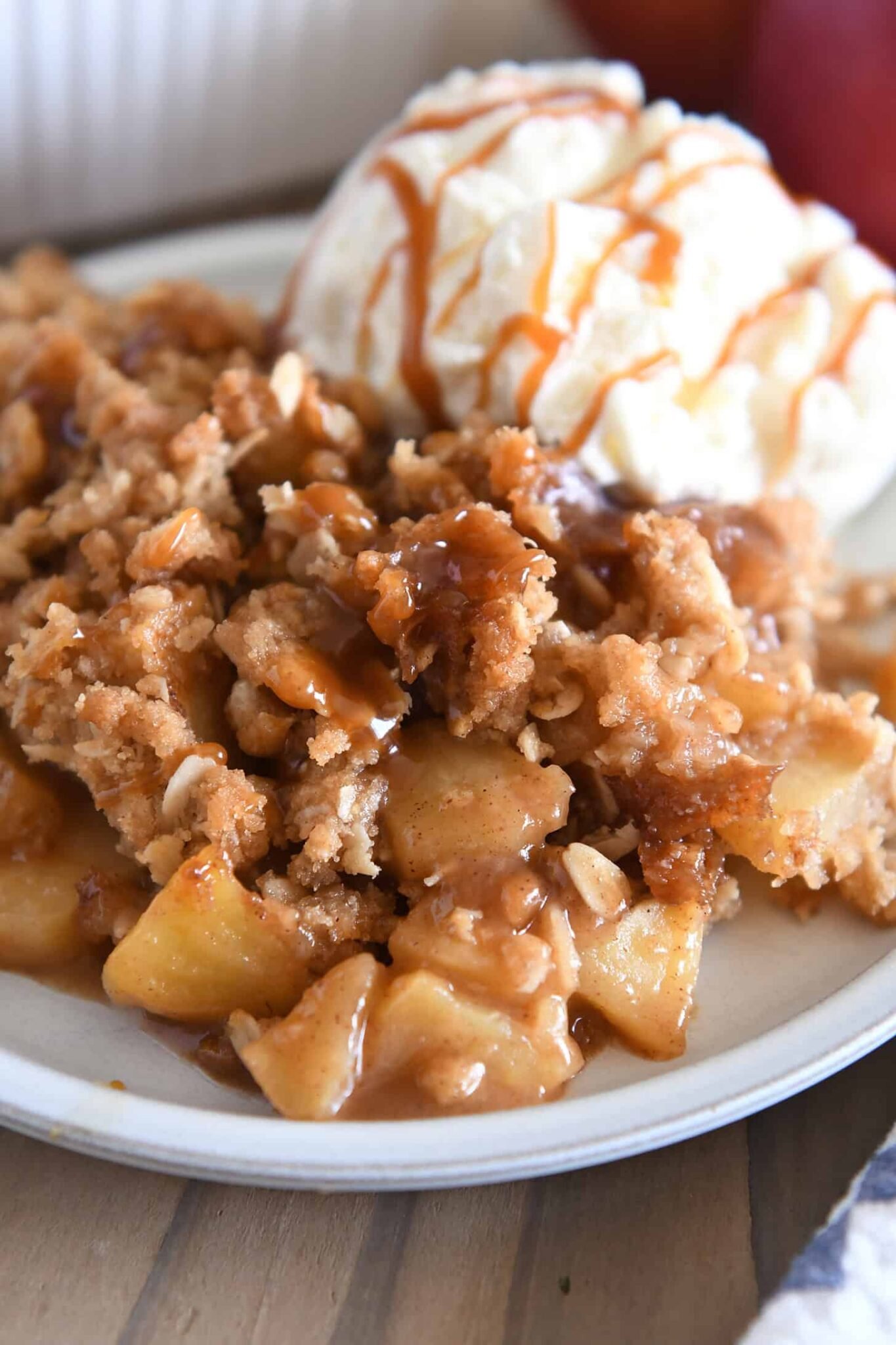 Caramel apple crumble2 5.jpg