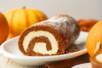 Pumpkin roll 13.jpg