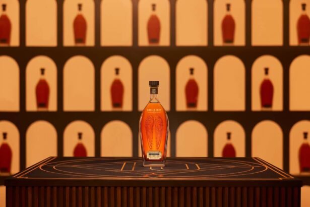 Angels envy 10 cask strength.jpg