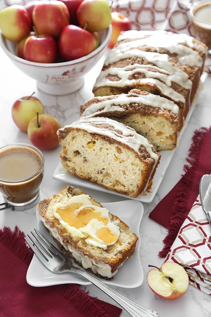Dutch apple bread beauty 1.jpg