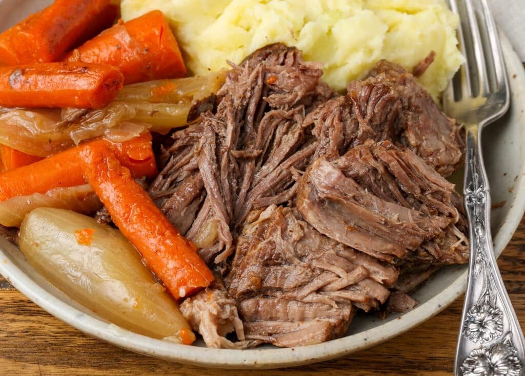 Oven roast beef bfk 15 1024x732.jpg