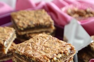 Pecan pie bars beauty 1.jpg
