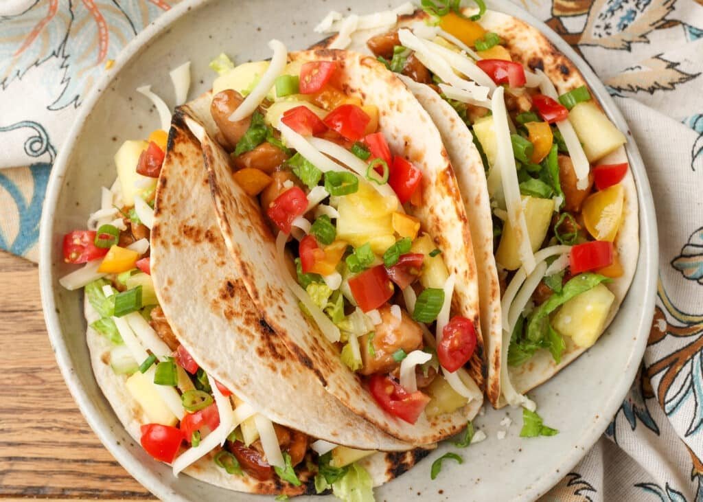 Pineapple chicken tacos bfk 7 1024x731.jpg