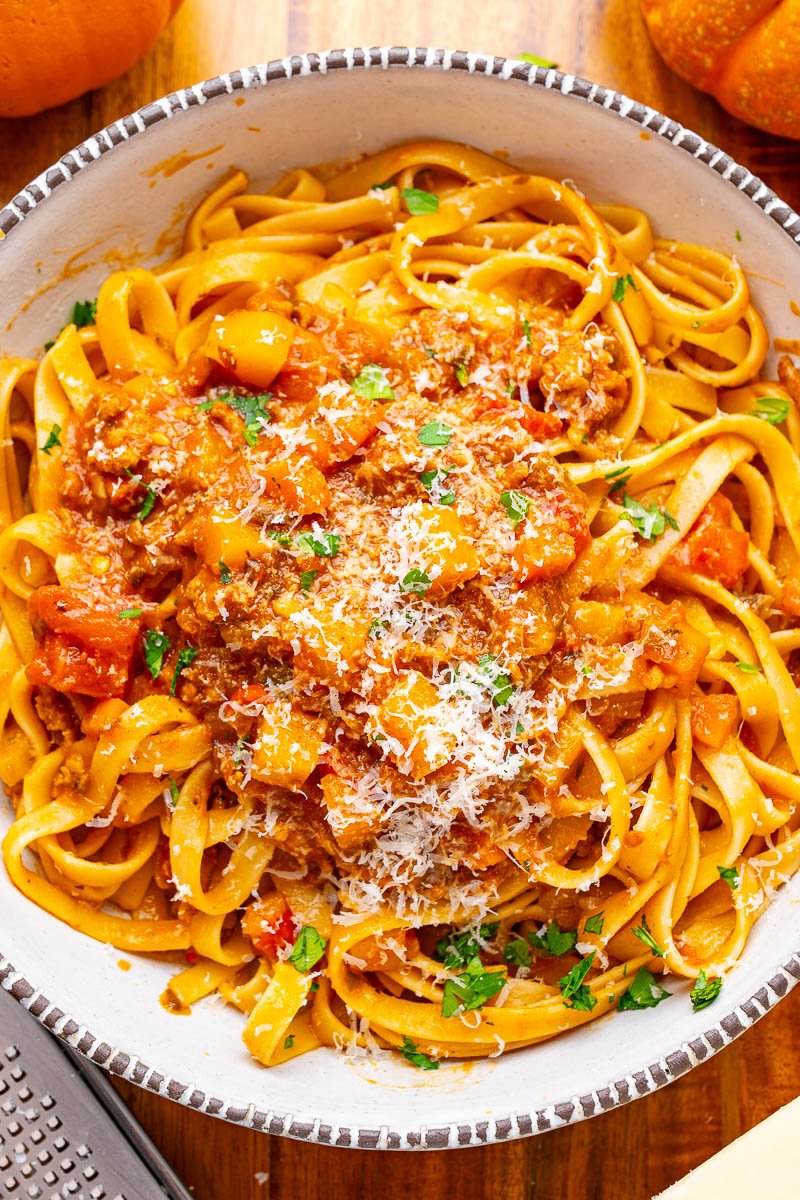 Pumpkin bolognese tagliatelle 1200 9264.jpg