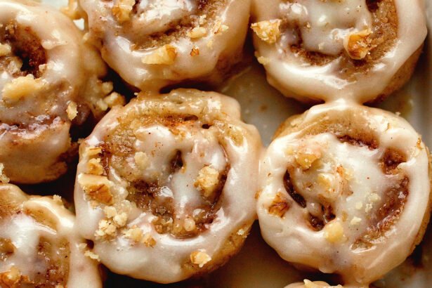 Keto cinnamon rolls recipe.jpg