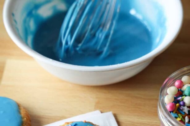 Sugar cookie icing 10.jpg