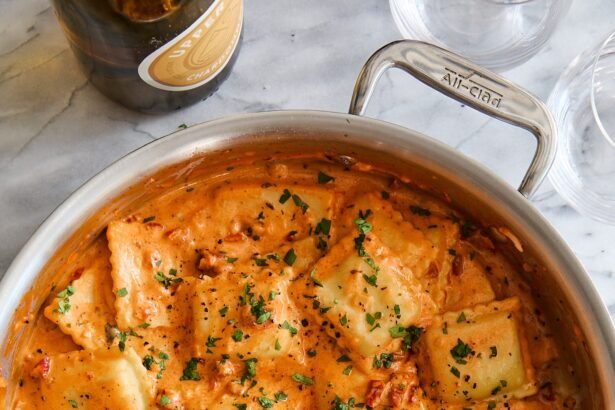 250409 dd ravioli sun dried tom cream sauce 670.jpg