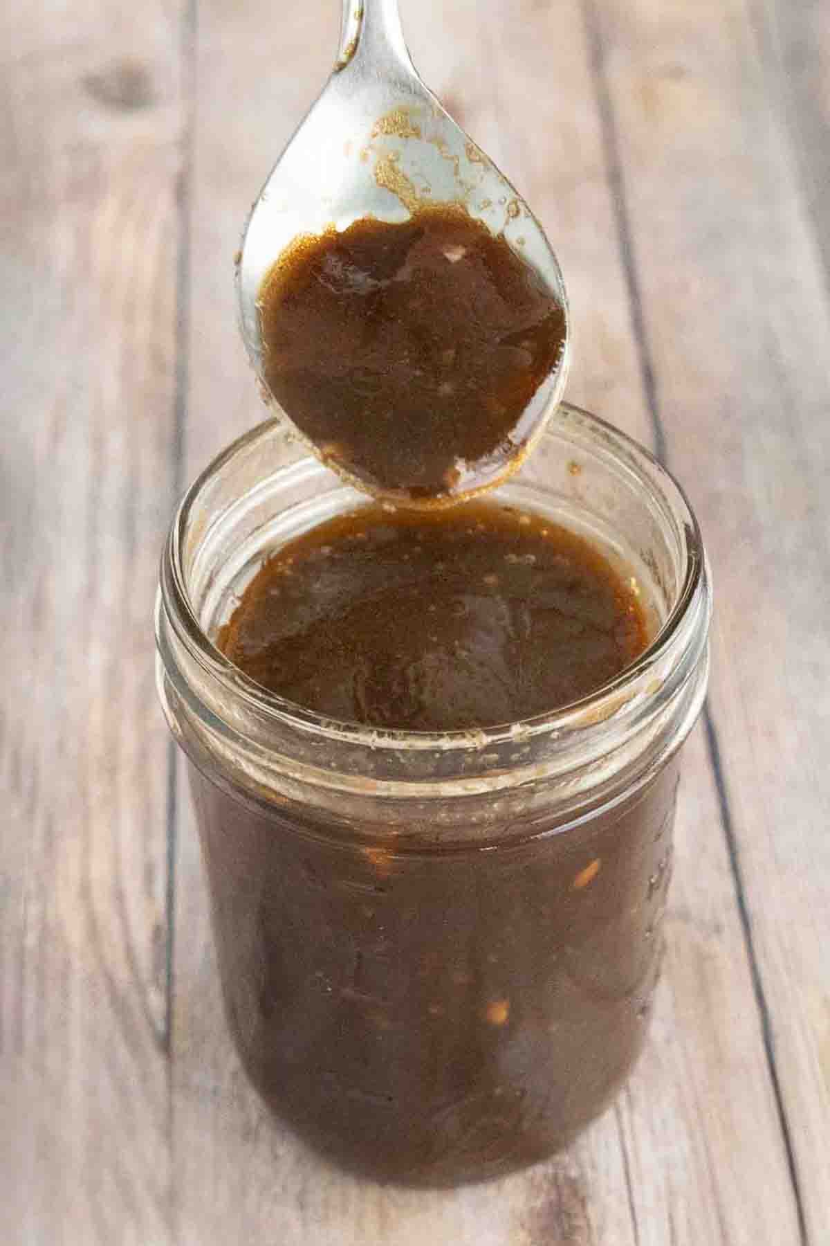 Balsamic vinagrette hero 10.jpg