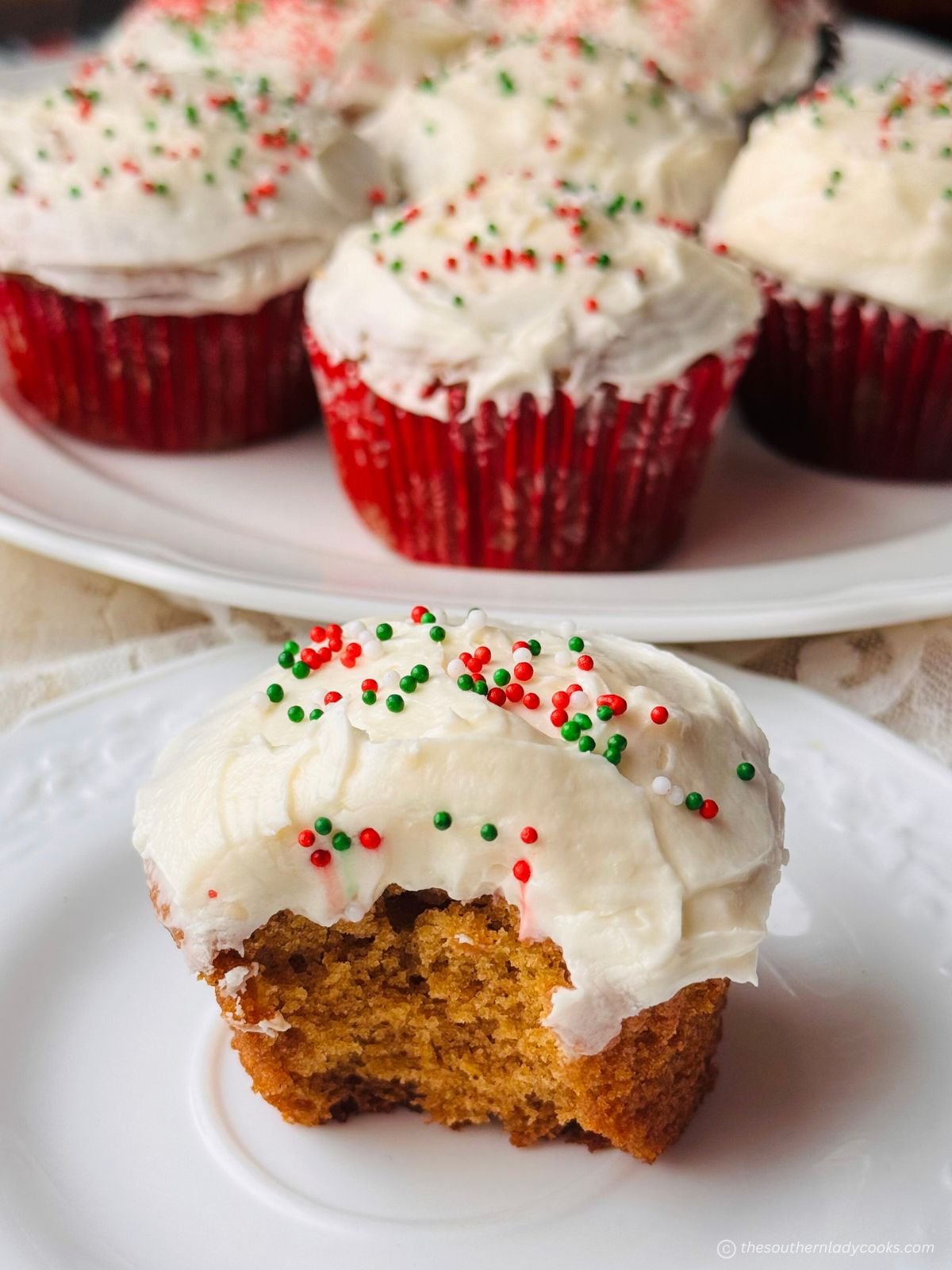 Gingerbreadcupcakeswebsite1.jpg