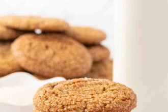 Molasses cookies hero 10.jpg