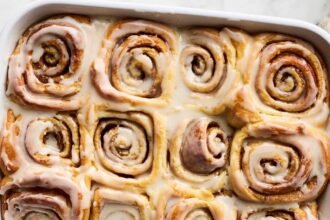 Cinnamon roll recipe social.jpg