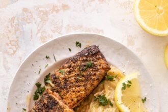 Aglio e olio salmon 8 scaled 1.jpg