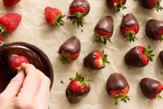 Chocolate covered strawberries social.jpg