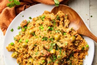 Vegan arroz con pollo sq.jpg